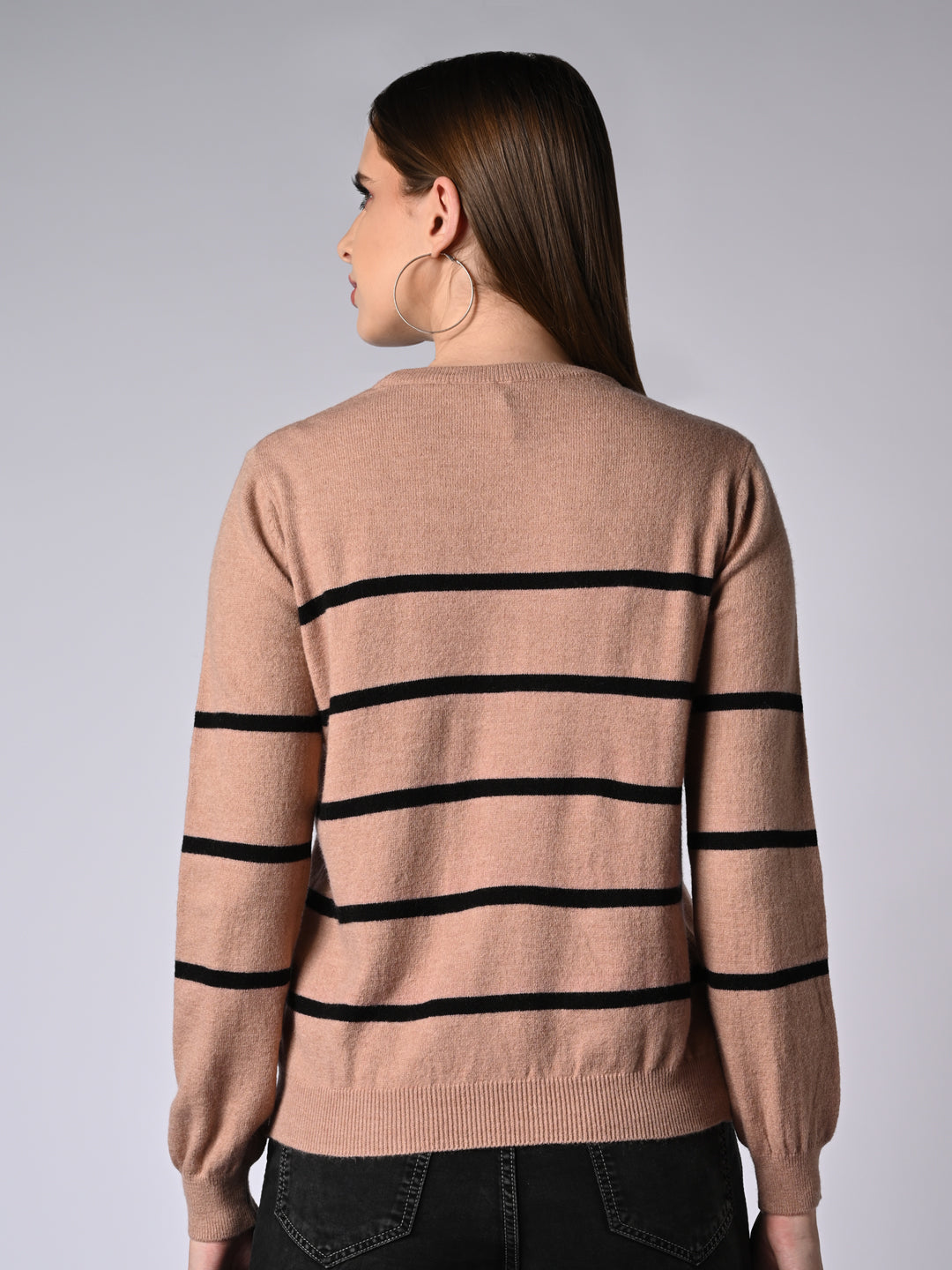 Women Beige /Black Slim Fit Sweater