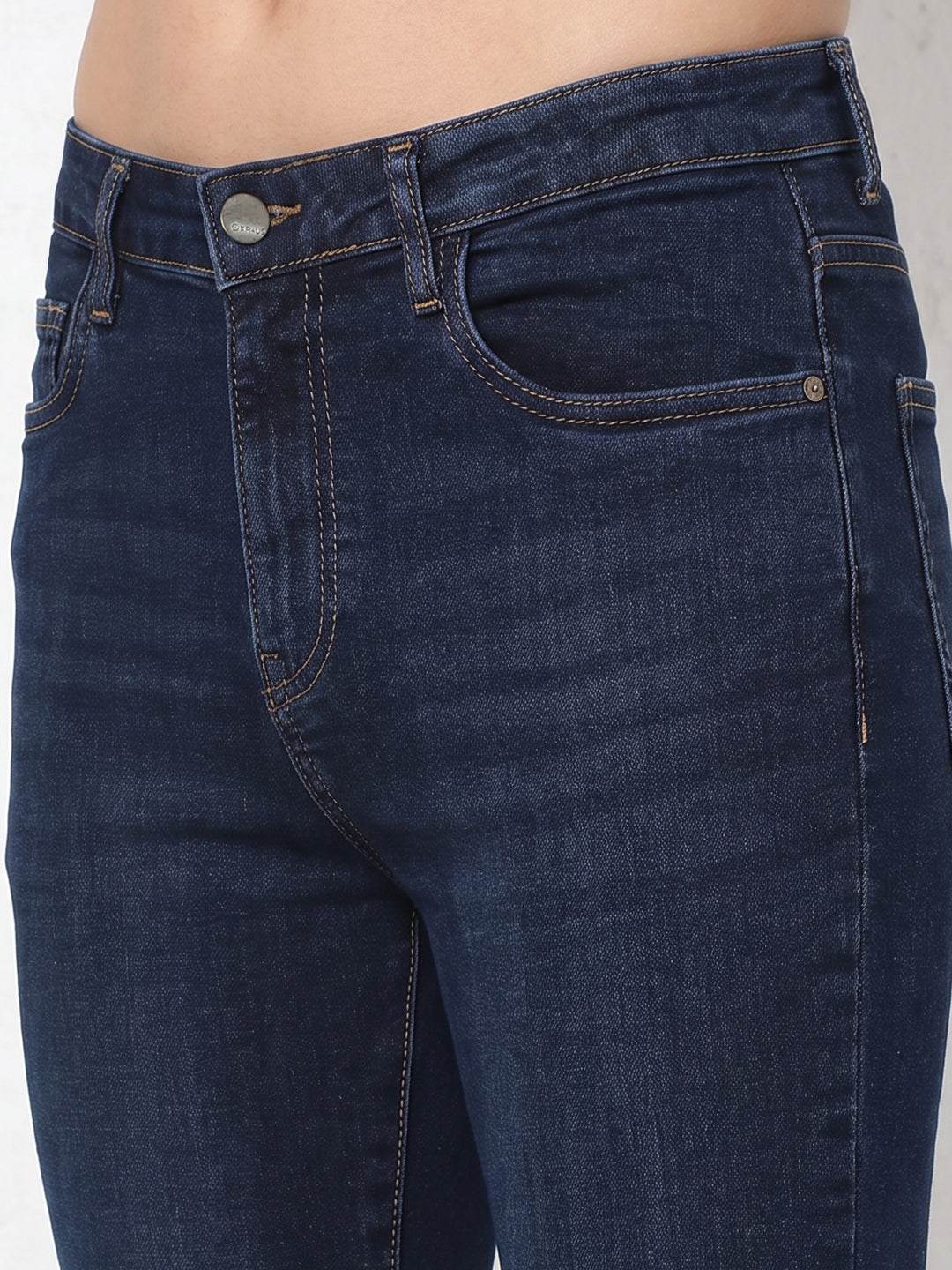 Women Blue Mid-Rise Cigarette Jeans