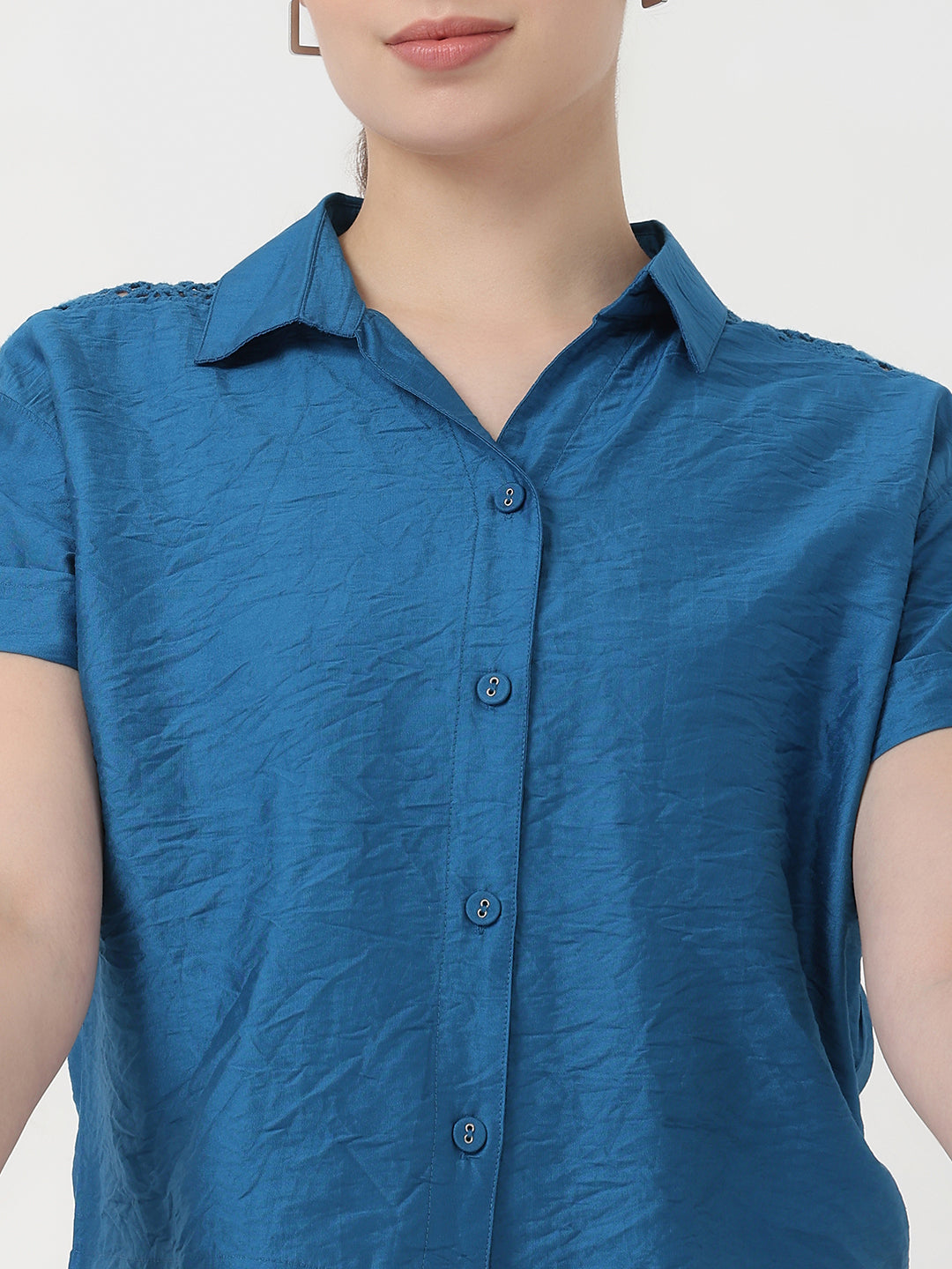 Women Star Sapphire Slim Fit Crop Shirt