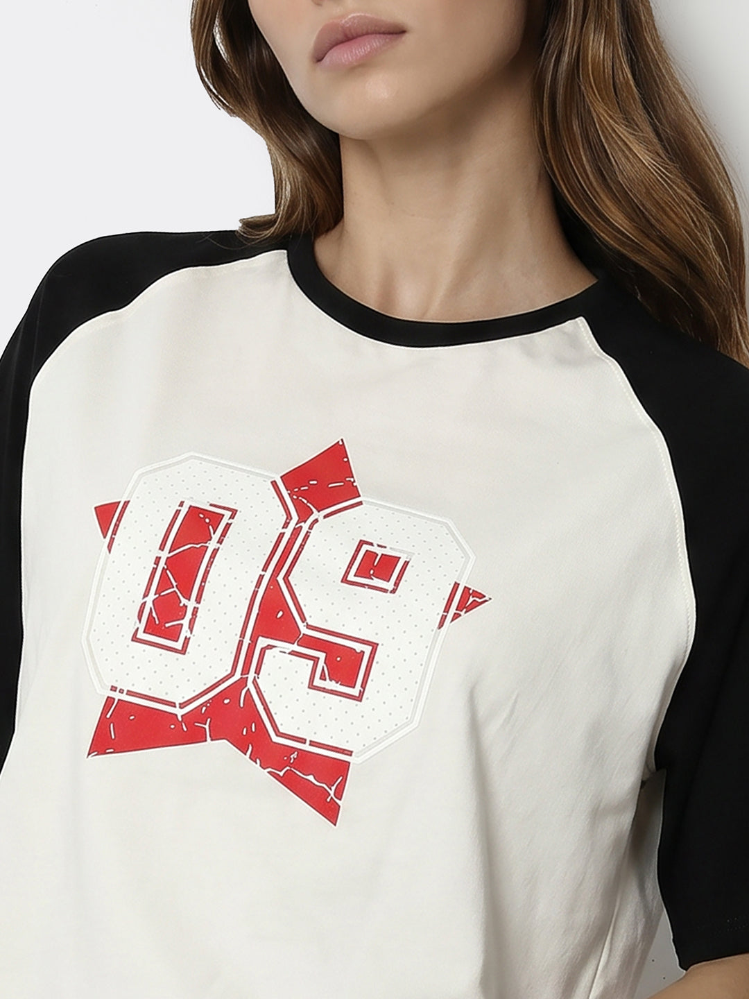 Women Ivory/Black Crop Graphic Tees