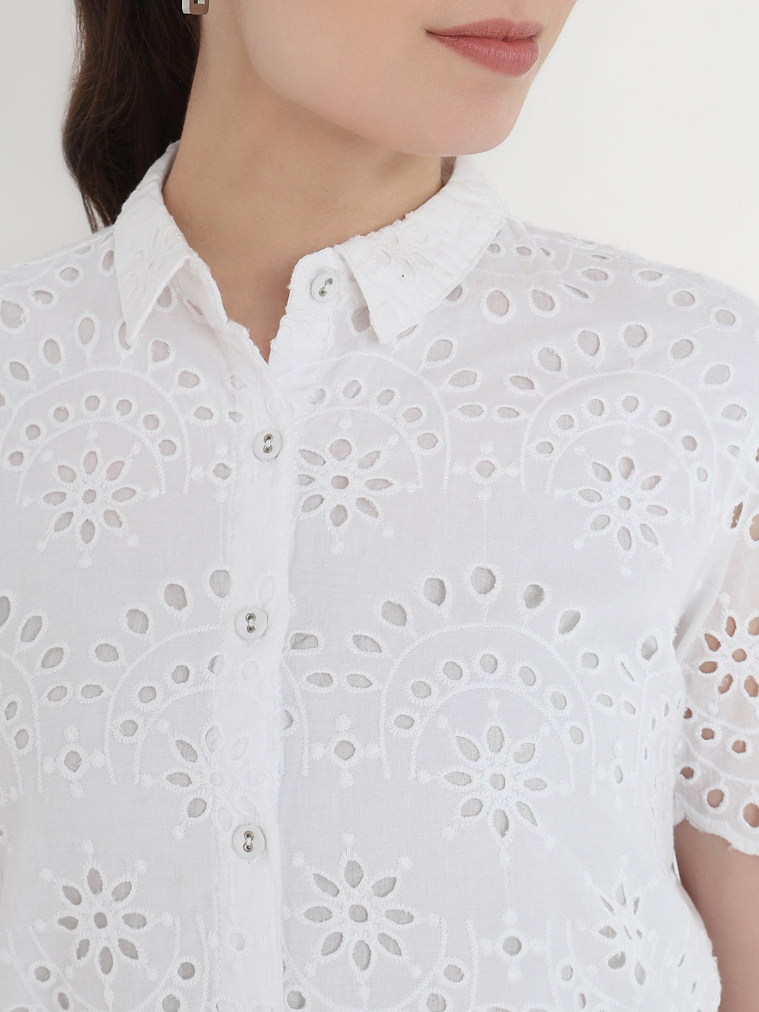 Women White Slim Fit Crop Shirt