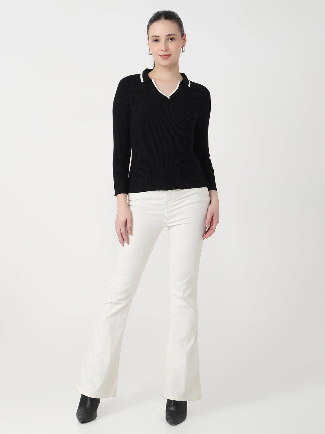 Women Black Slim Fit Flat Knit