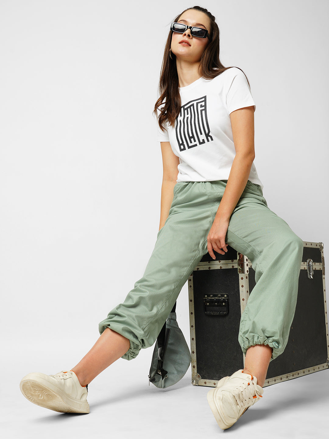 Women Mint Green High-Rise Parachute Fit Pant