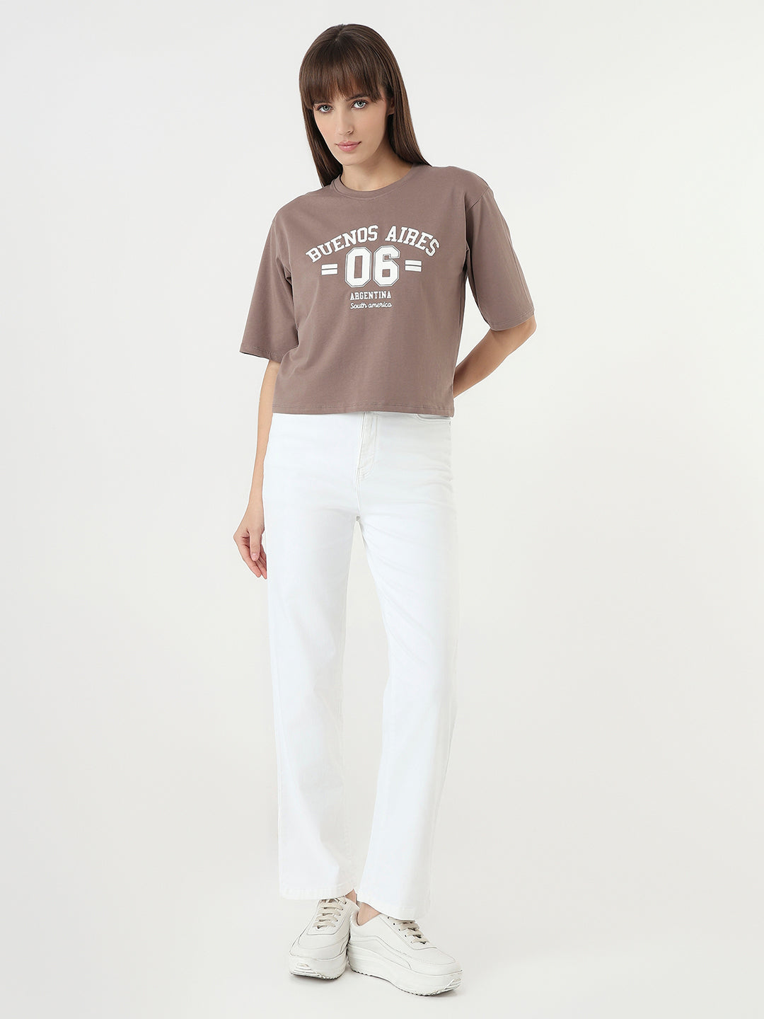 Women Oyster Graphic Crop Tees