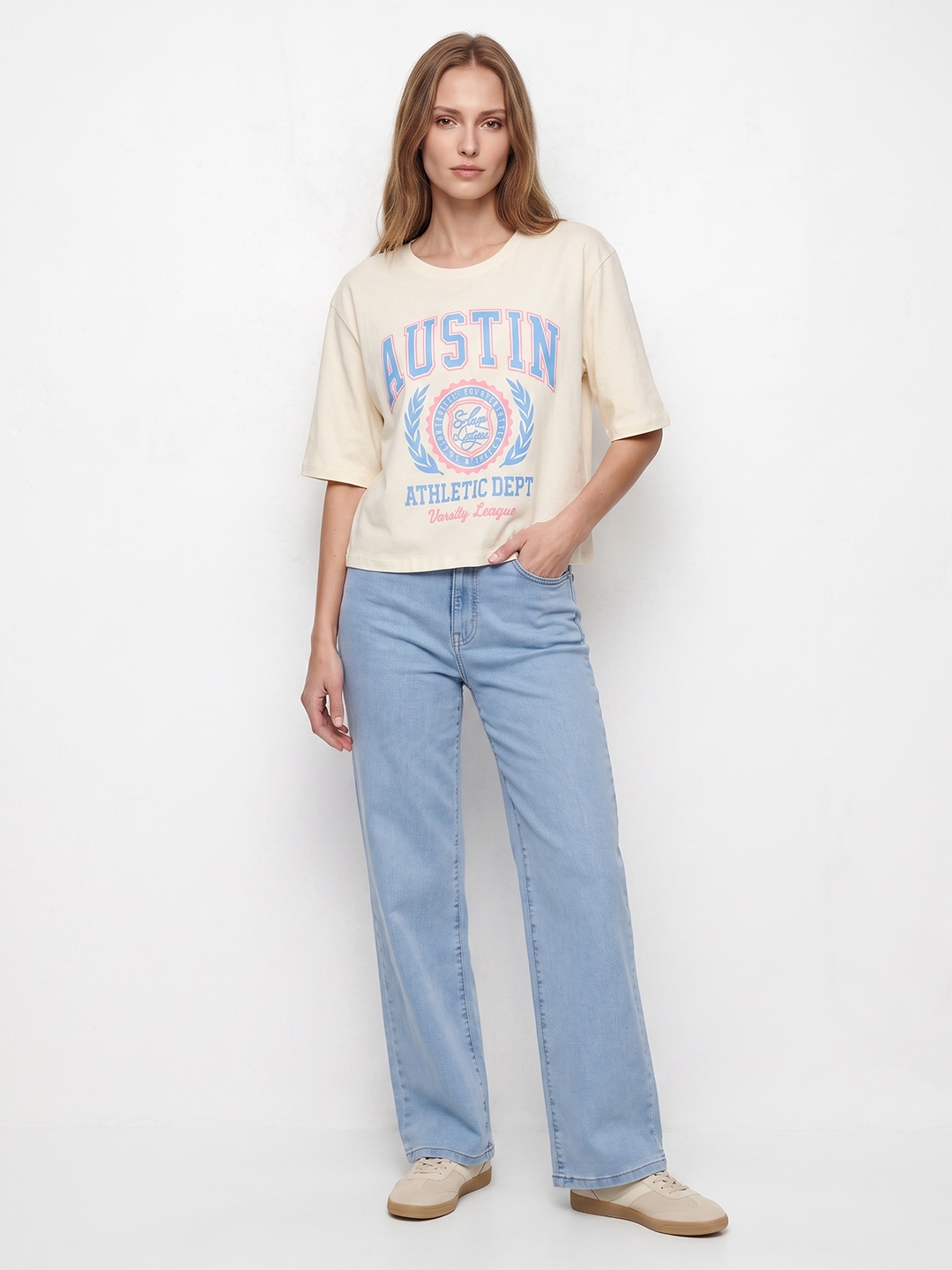 Women Ivory Graphic Crop Tees