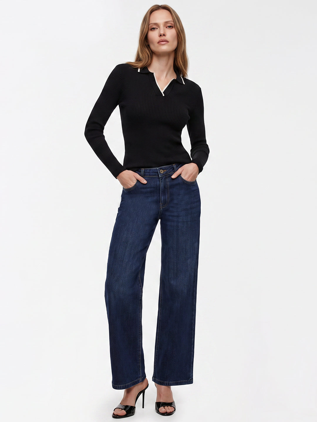 Women Black Flat Knit