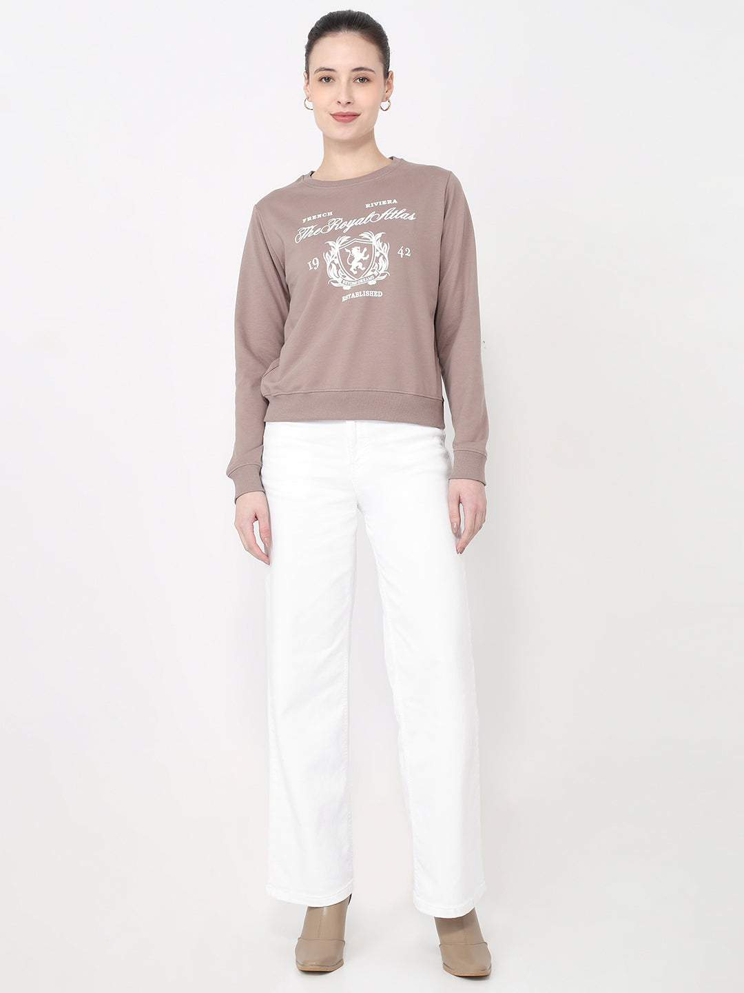 Women Oyester Slim Fit Sweatshirt