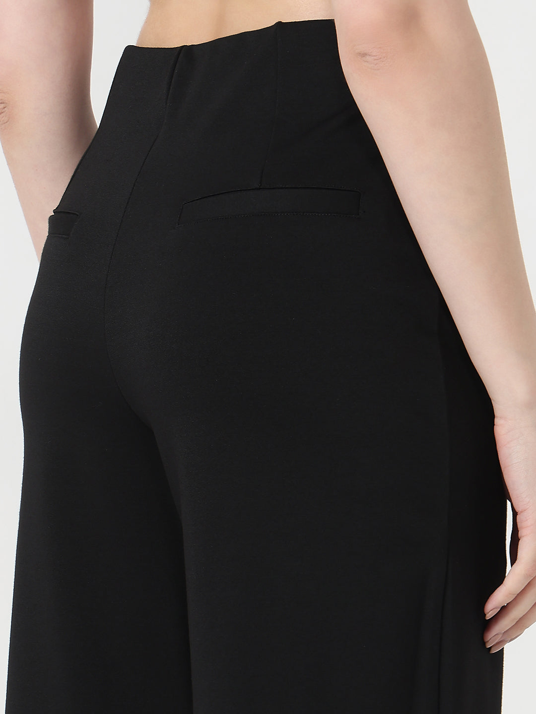 Women Black Wide Leg Treggings