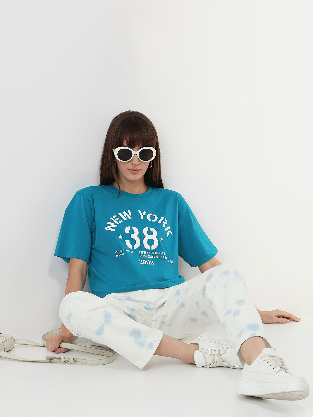 Women Caribbean Sea Graphic Crop Tees