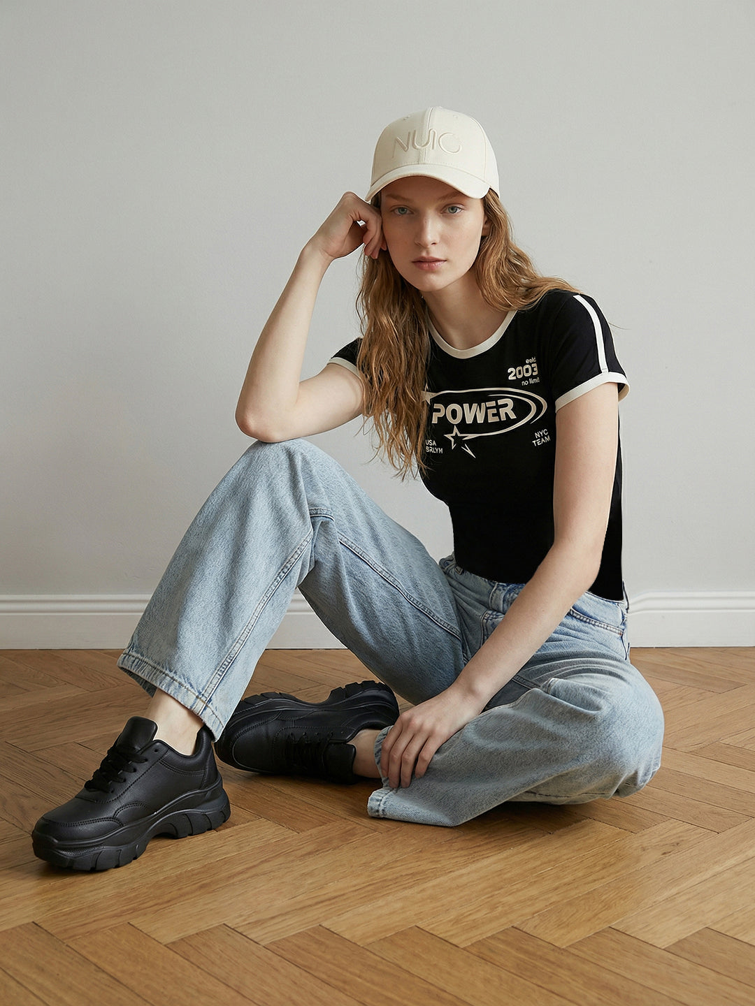Women Black Crop Genz Tees