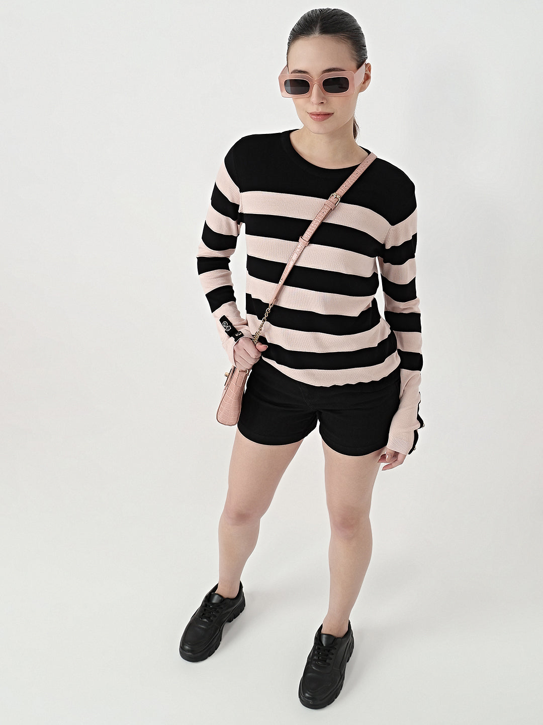 Women Black/Beige Slim Fit Flat Knit