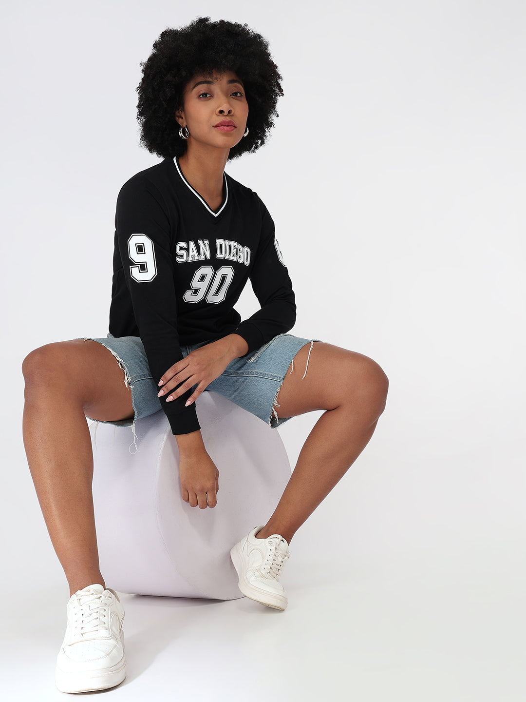 Women Black Slim Fit Sweatshirt