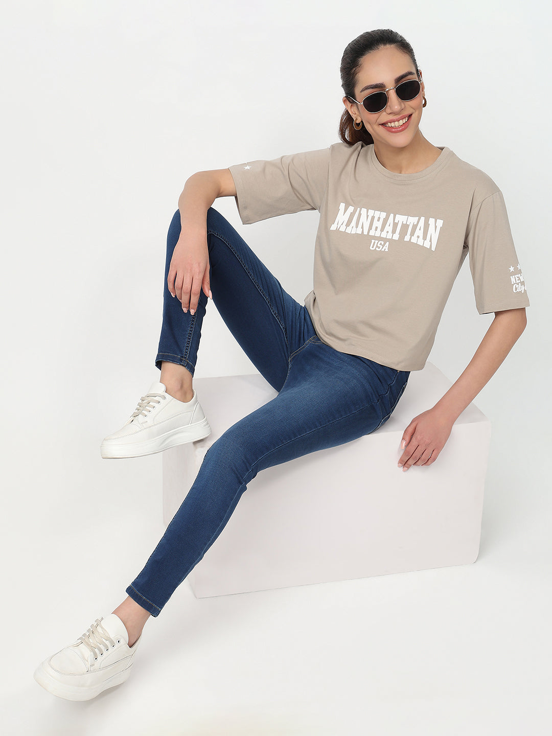 Women Light Oyester Graphic Crop Tees