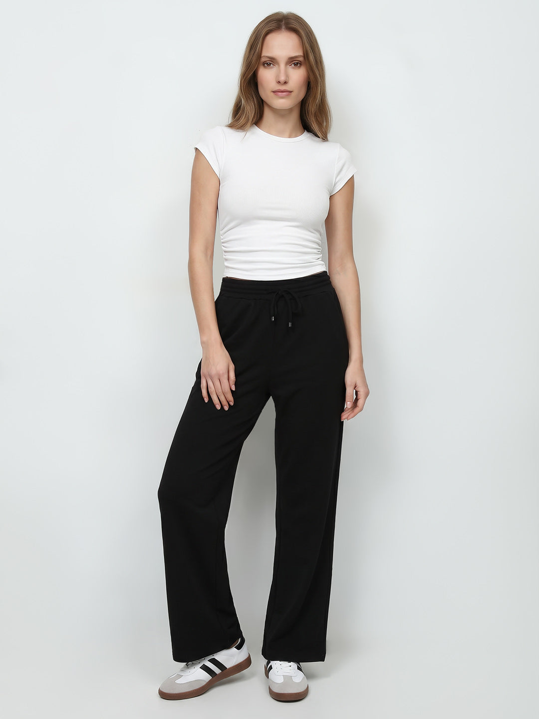 Women Black Mid-Rise Jogger