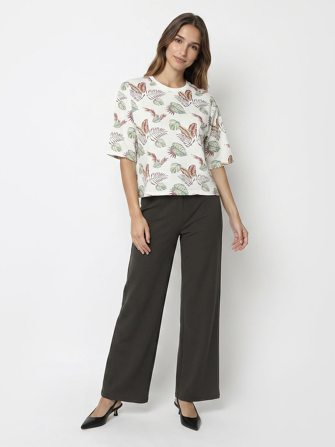 Women Leaf Print Graphic Crop Tees