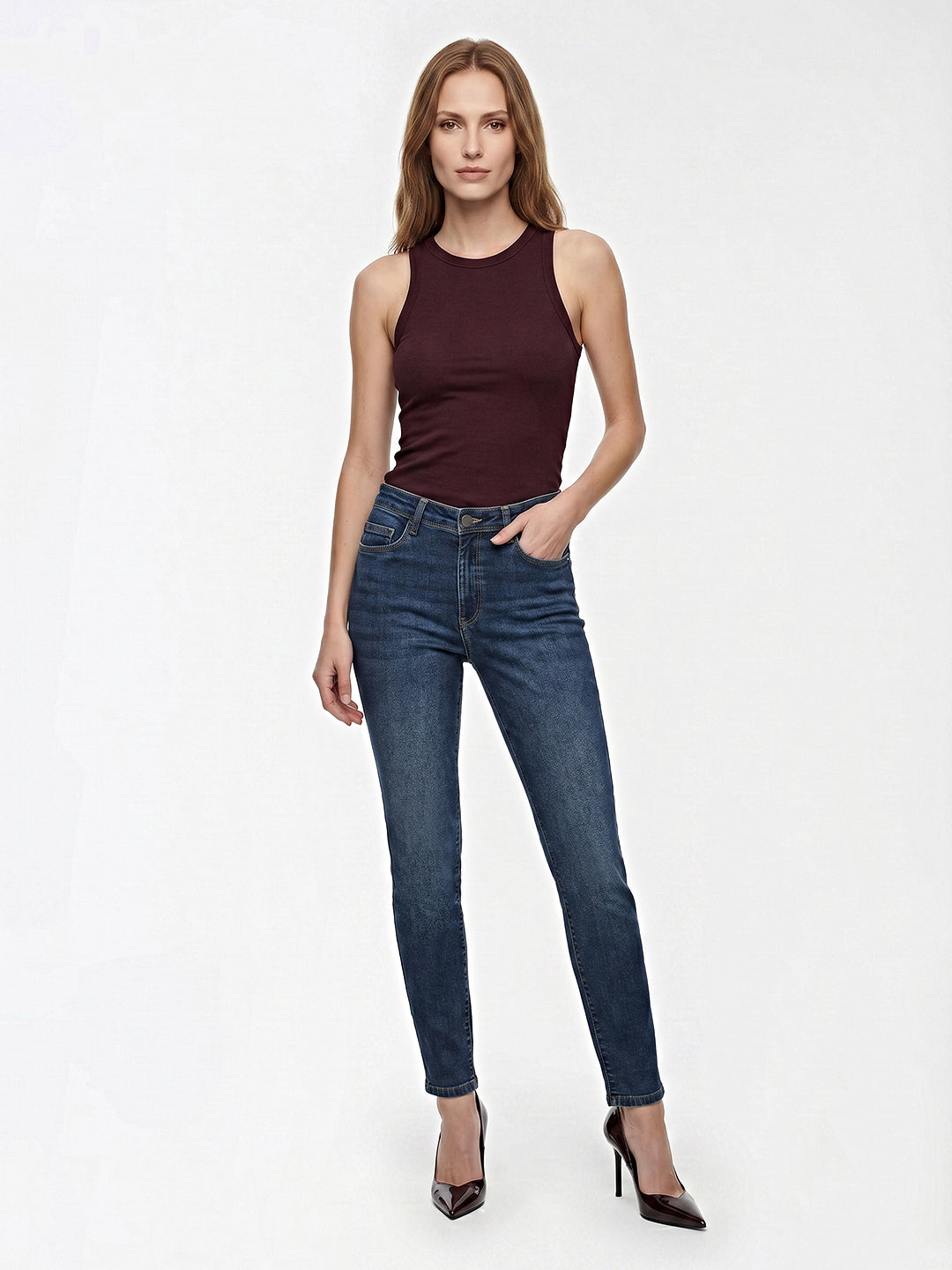Women Blue Slim High-Rise Straight Fit Jeans