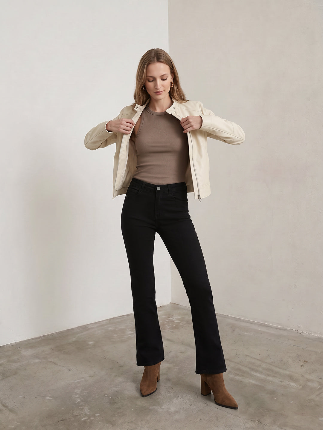 Women Black High-Rise Flare Jeans