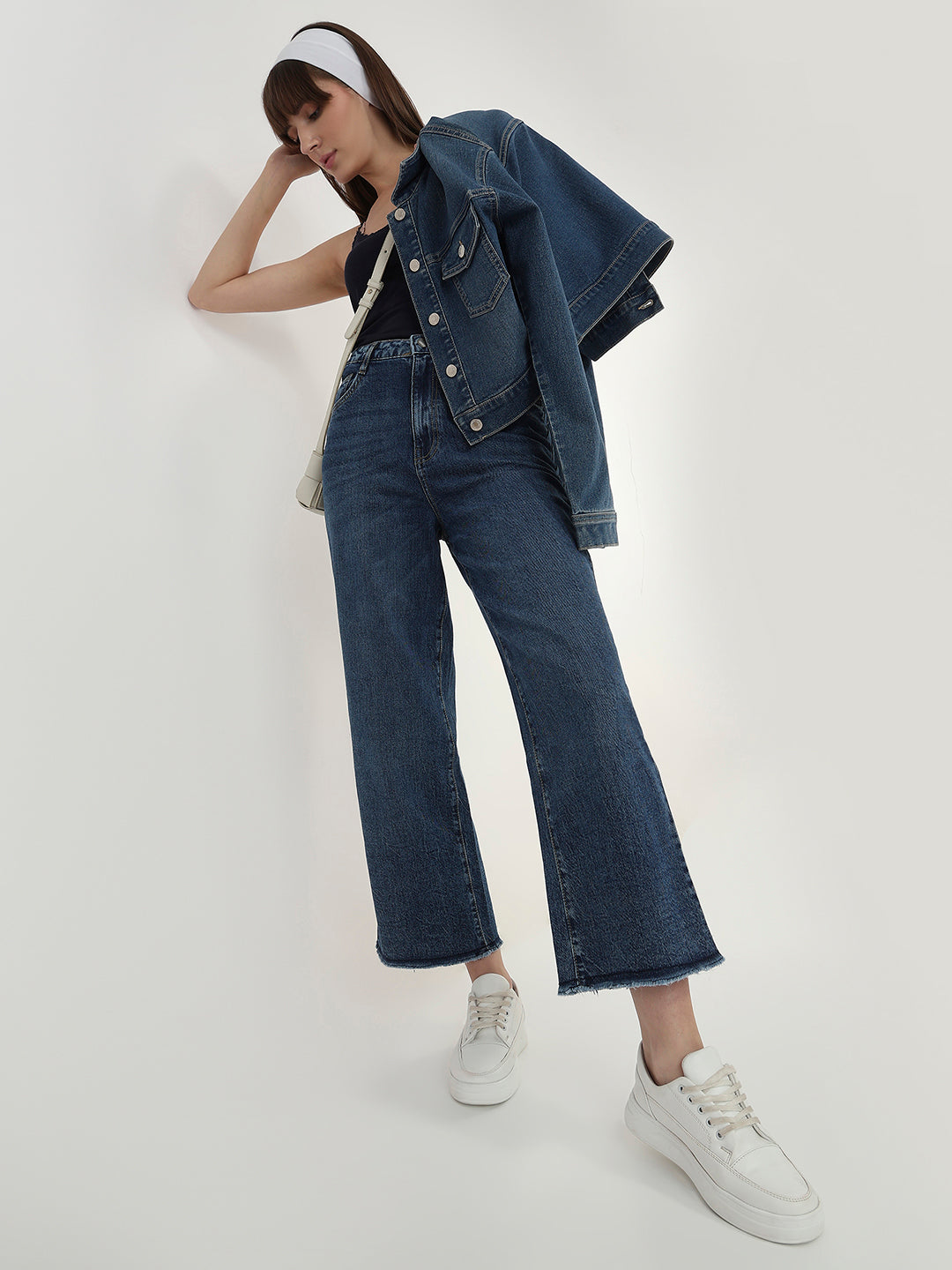 Women Blue High-Rise Crop Wide Leg Jeans
