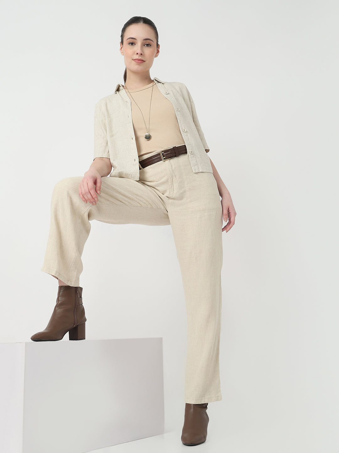 Women Natural High-Rise Loose Straight Paper Bag
