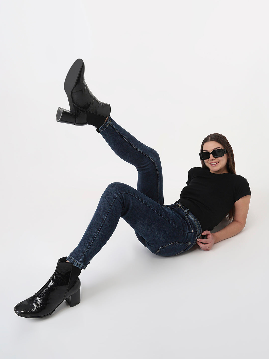 Women Dark Blue High-Rise Skinny Jeans