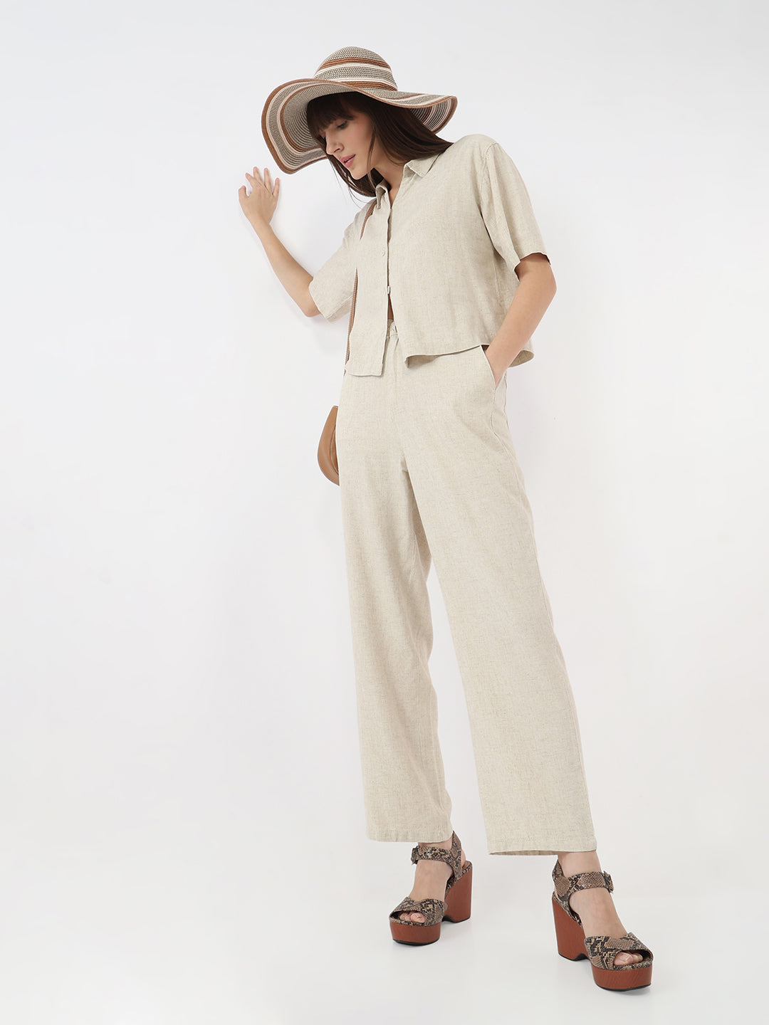 Women Light Natural High-Rise Loose Straight Pant