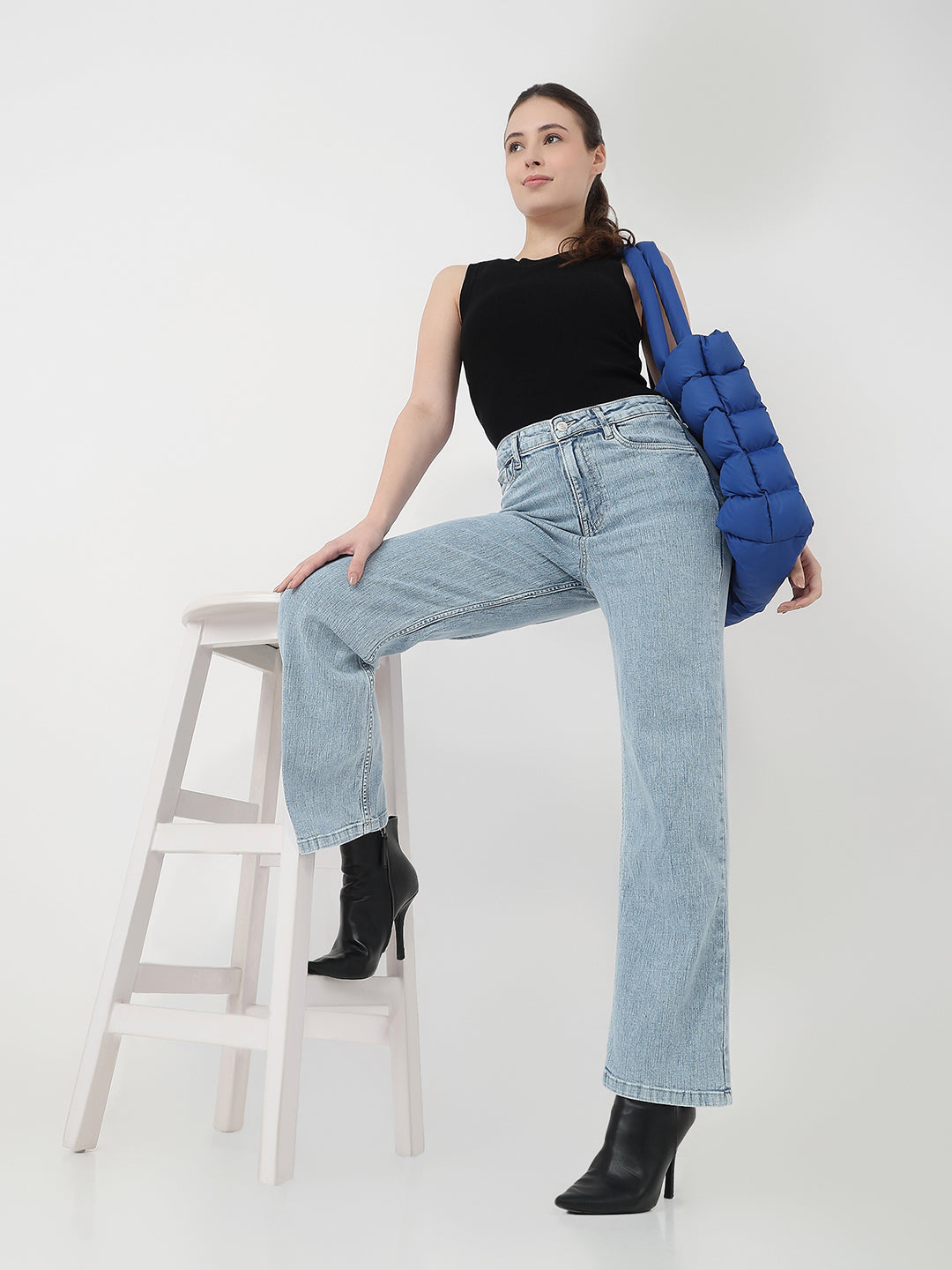 Women Light Blue High-Rise Straight Jeans