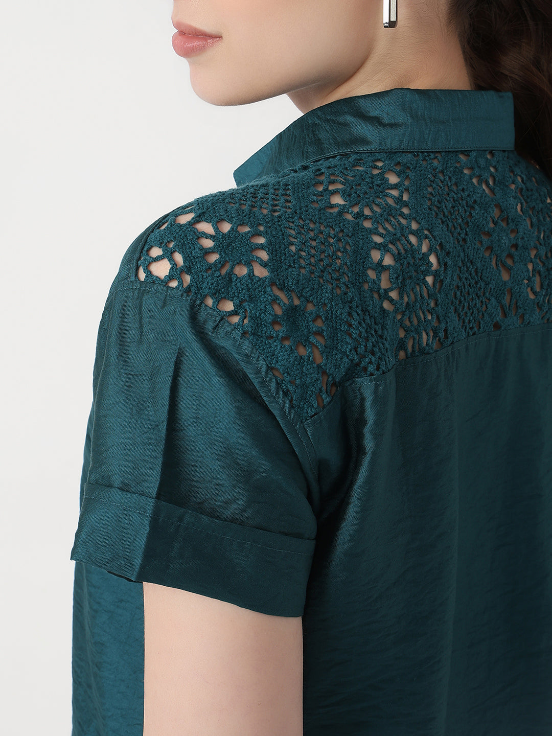 Women Deep Lake Slim Fit Crop Shirt