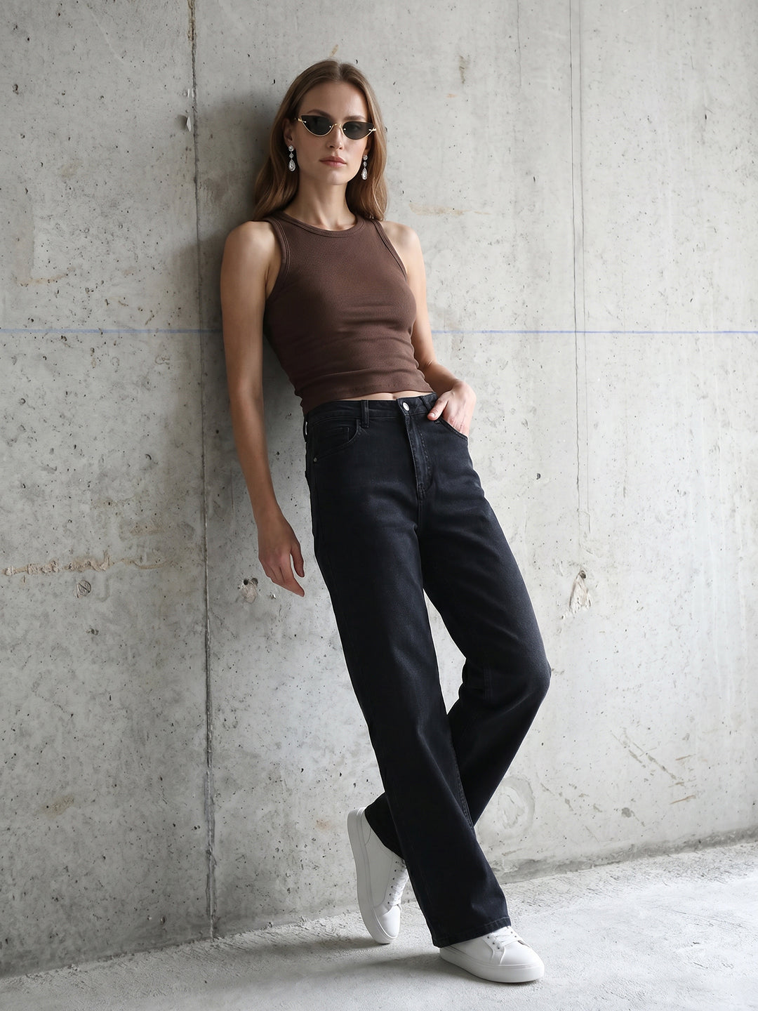 Women Dark Blue High-Rise Straight Fit Jeans
