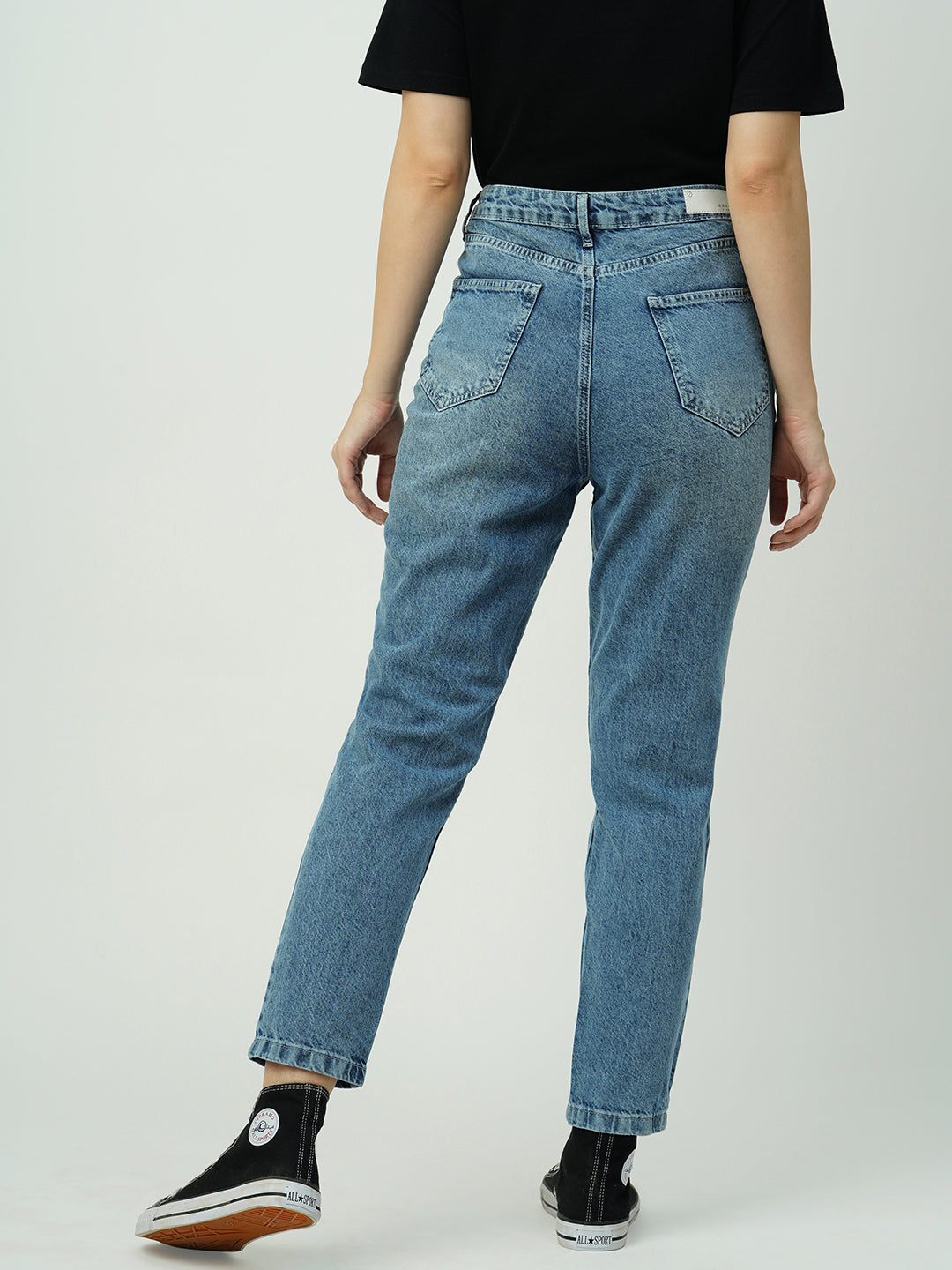 Women Light Blue High-Rise Mom Fit Jeans