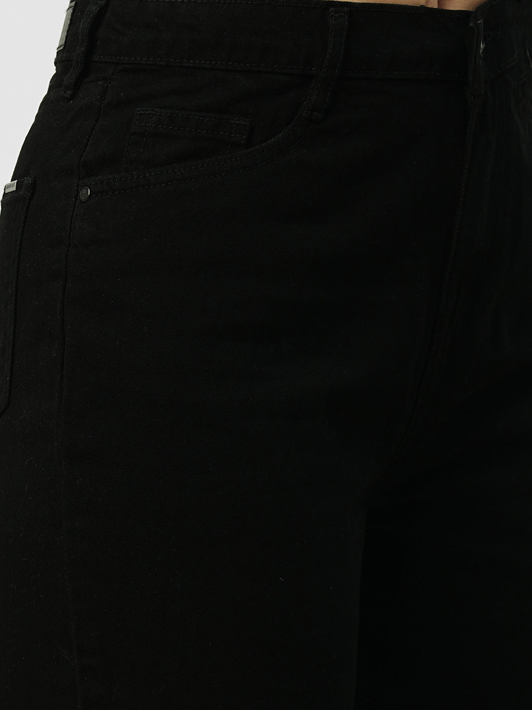 Black High-Rise Relaxed Straight Fit Jeans
