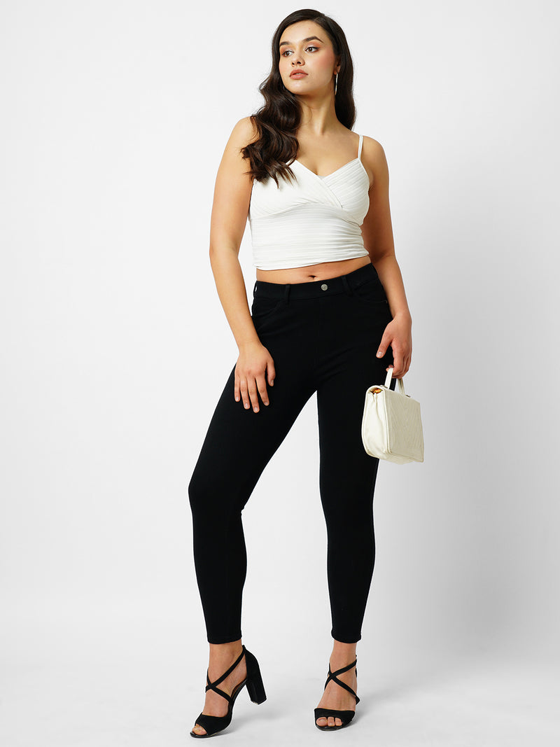 Women Black Solid Jeggings