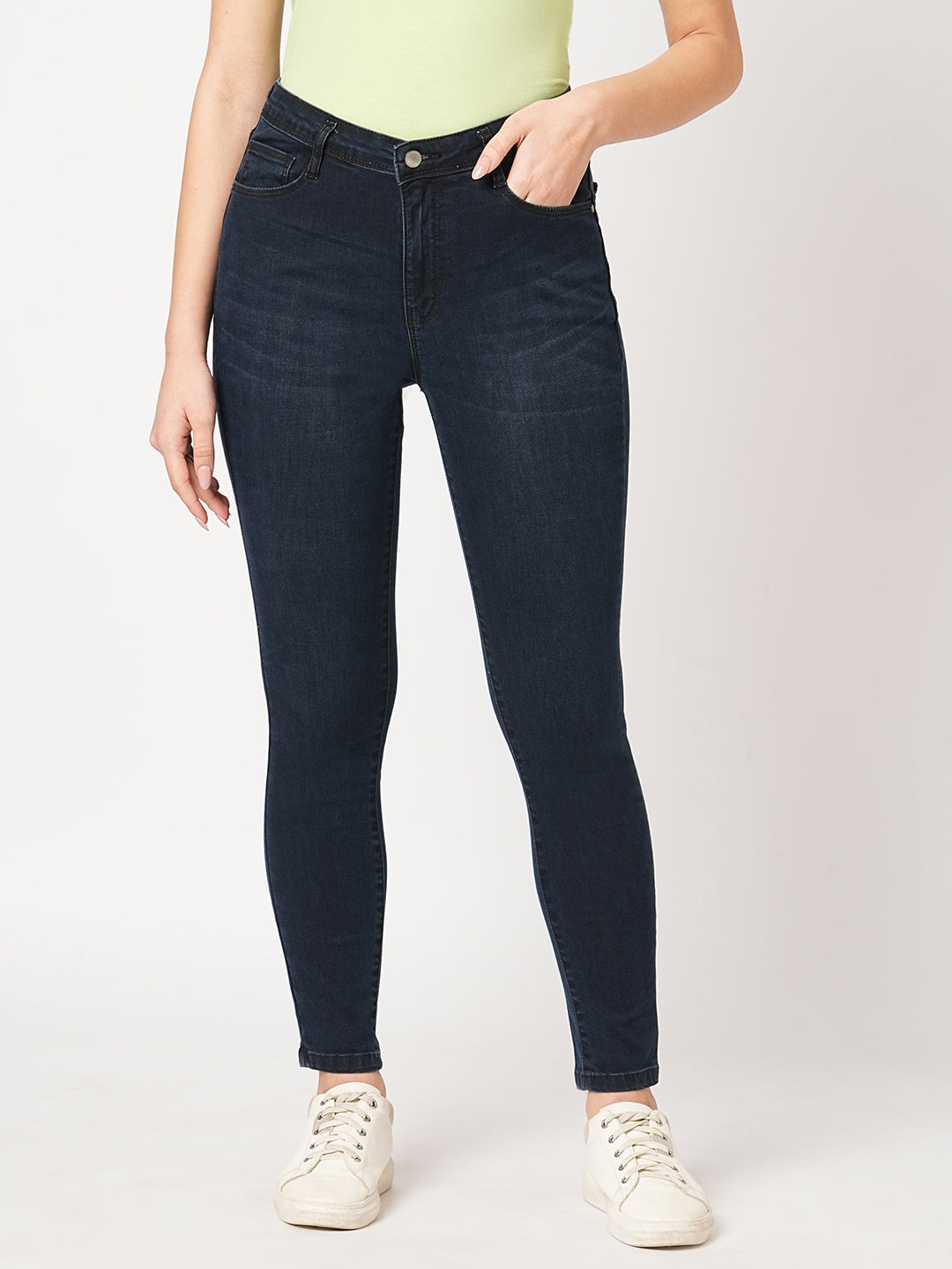 Women Carbon Black High-Rise Skinny Jeans
