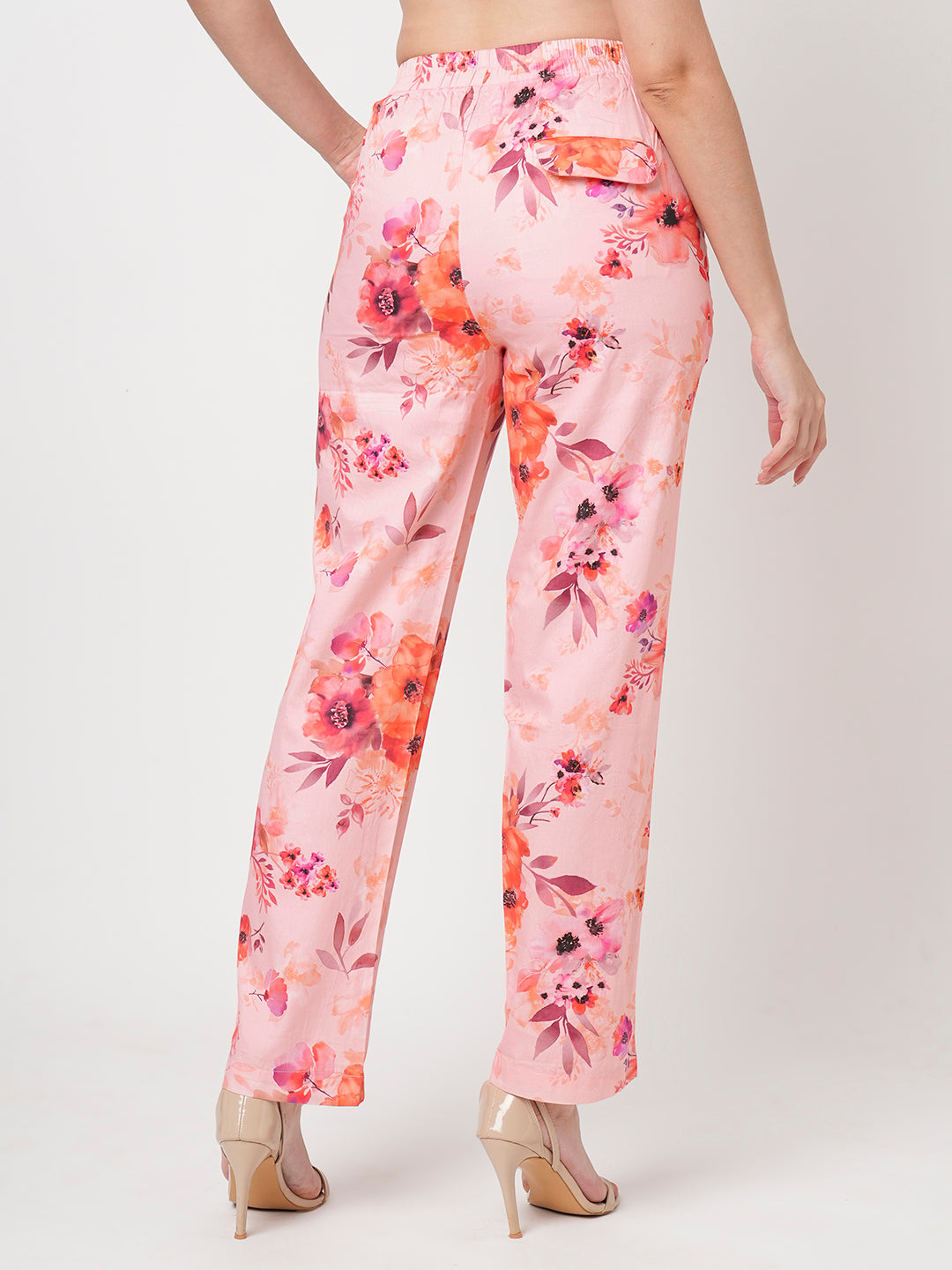 Women Soft Peach Relax Straight Fit Jeans