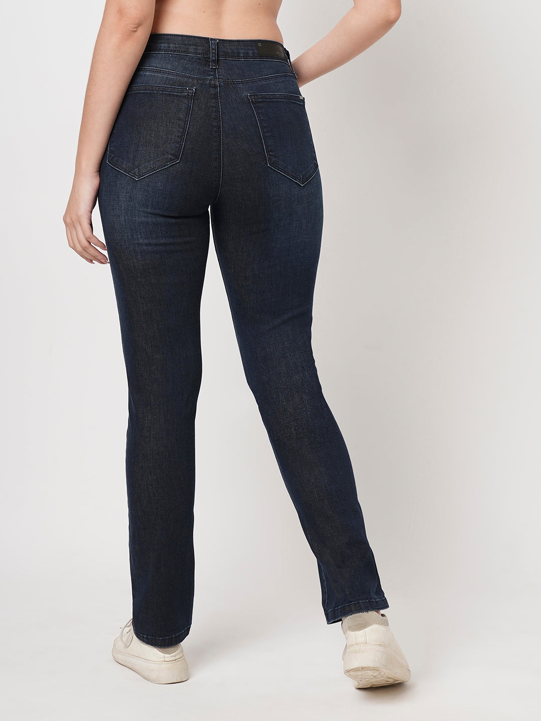 Women Blue Snug Straight Fit Jeans