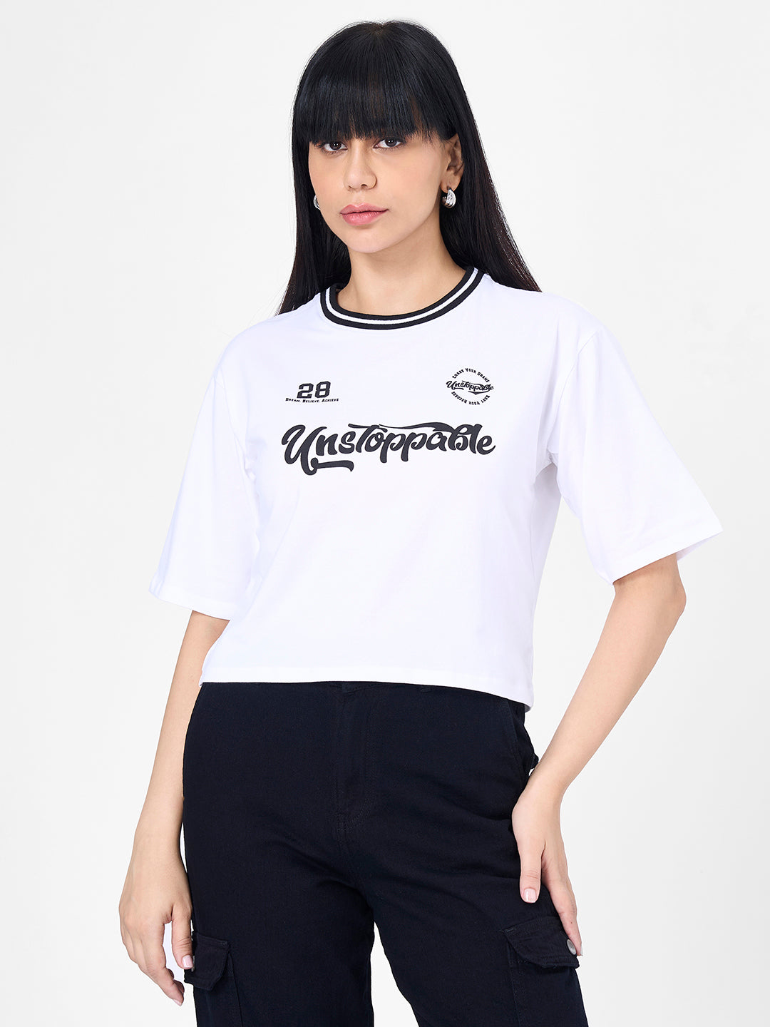 Women White Slim Fit Graphic Crop Tees