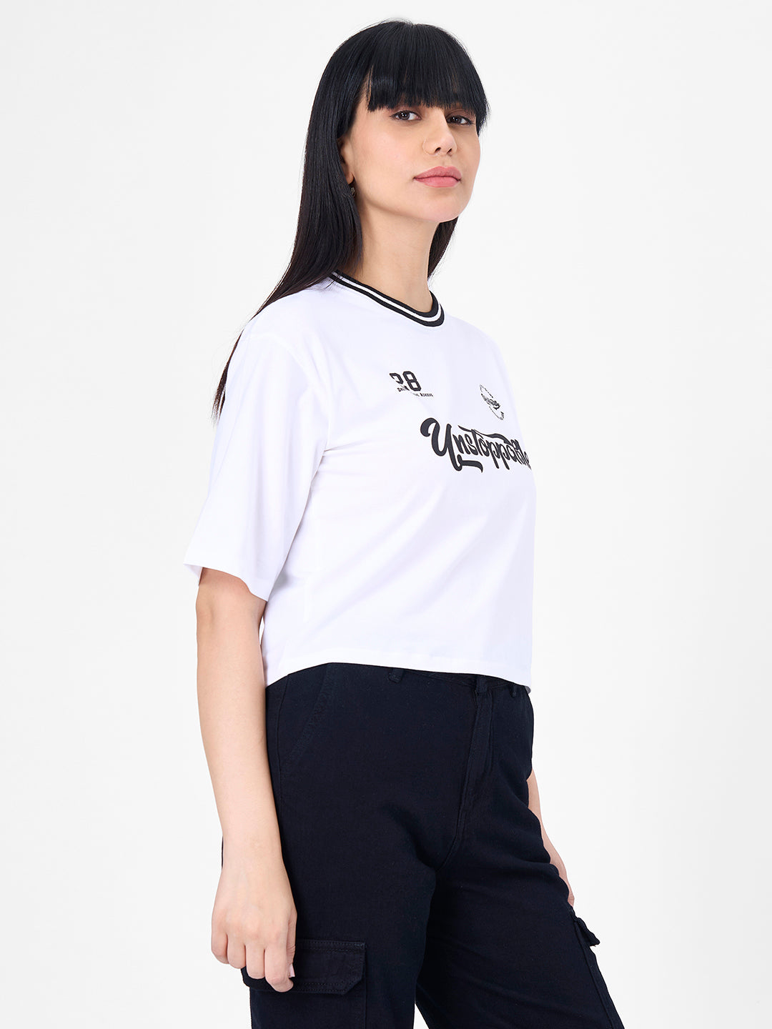Women White Slim Fit Graphic Crop Tees