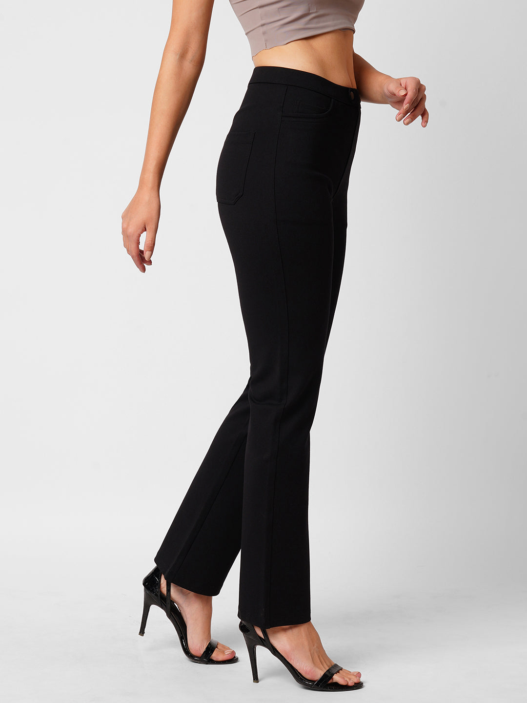 Women Black Straight Fit Treggings