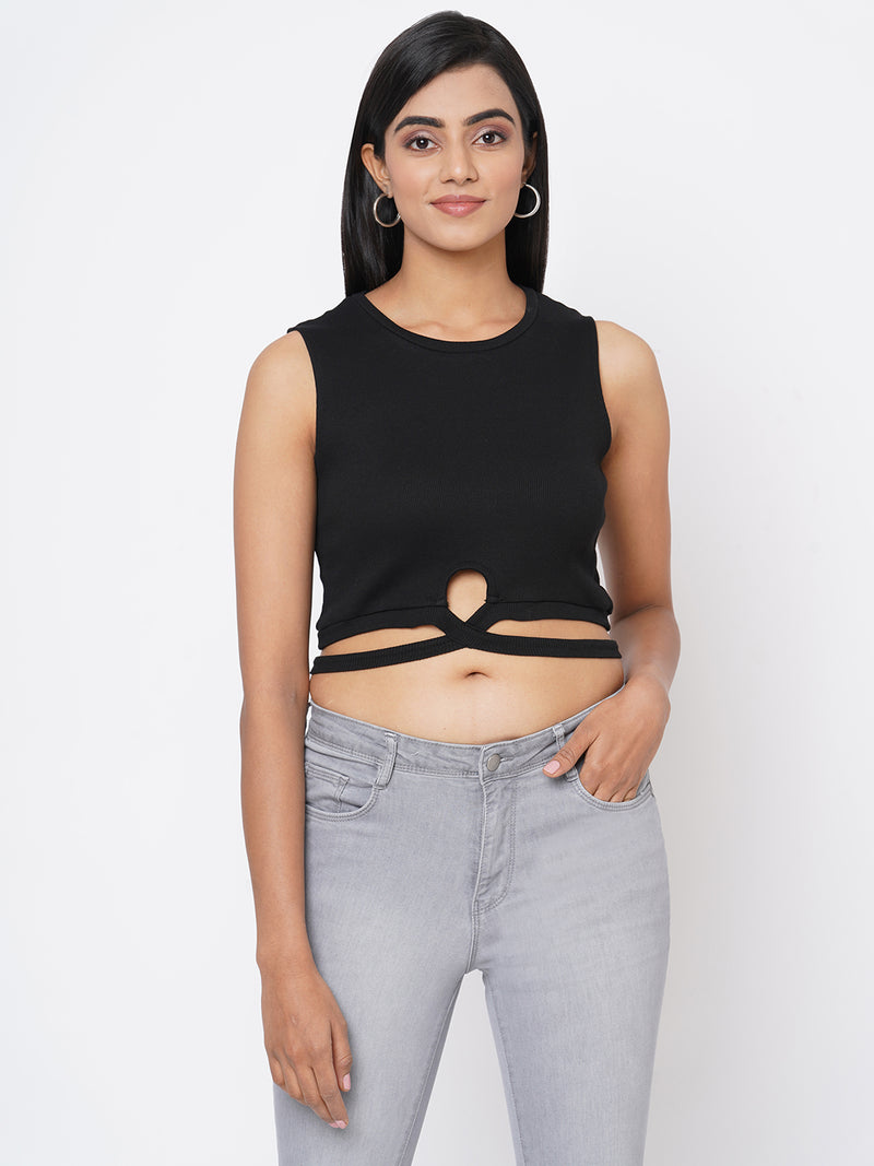 Women Black Solid Sleevless Tops