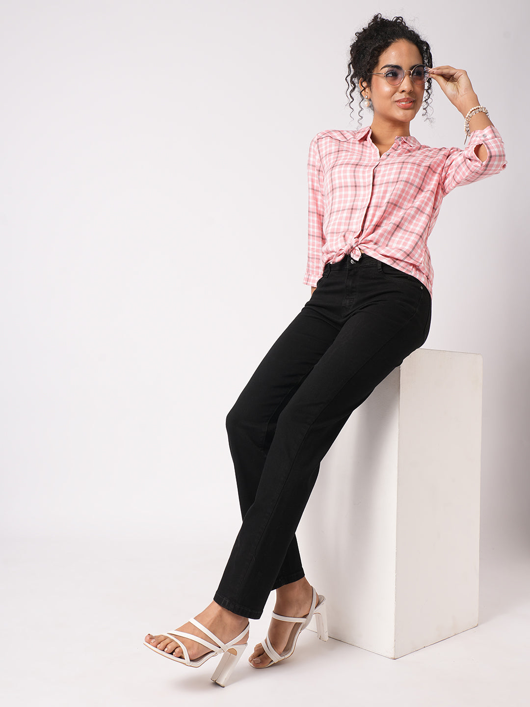 Women Black High-Rise Slim Straight Fit Jeans