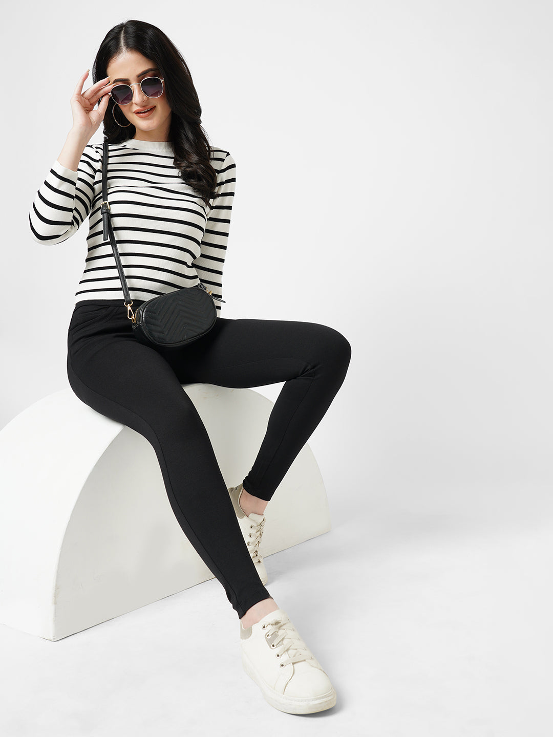 Women Black High-Rise Skinny Treggings