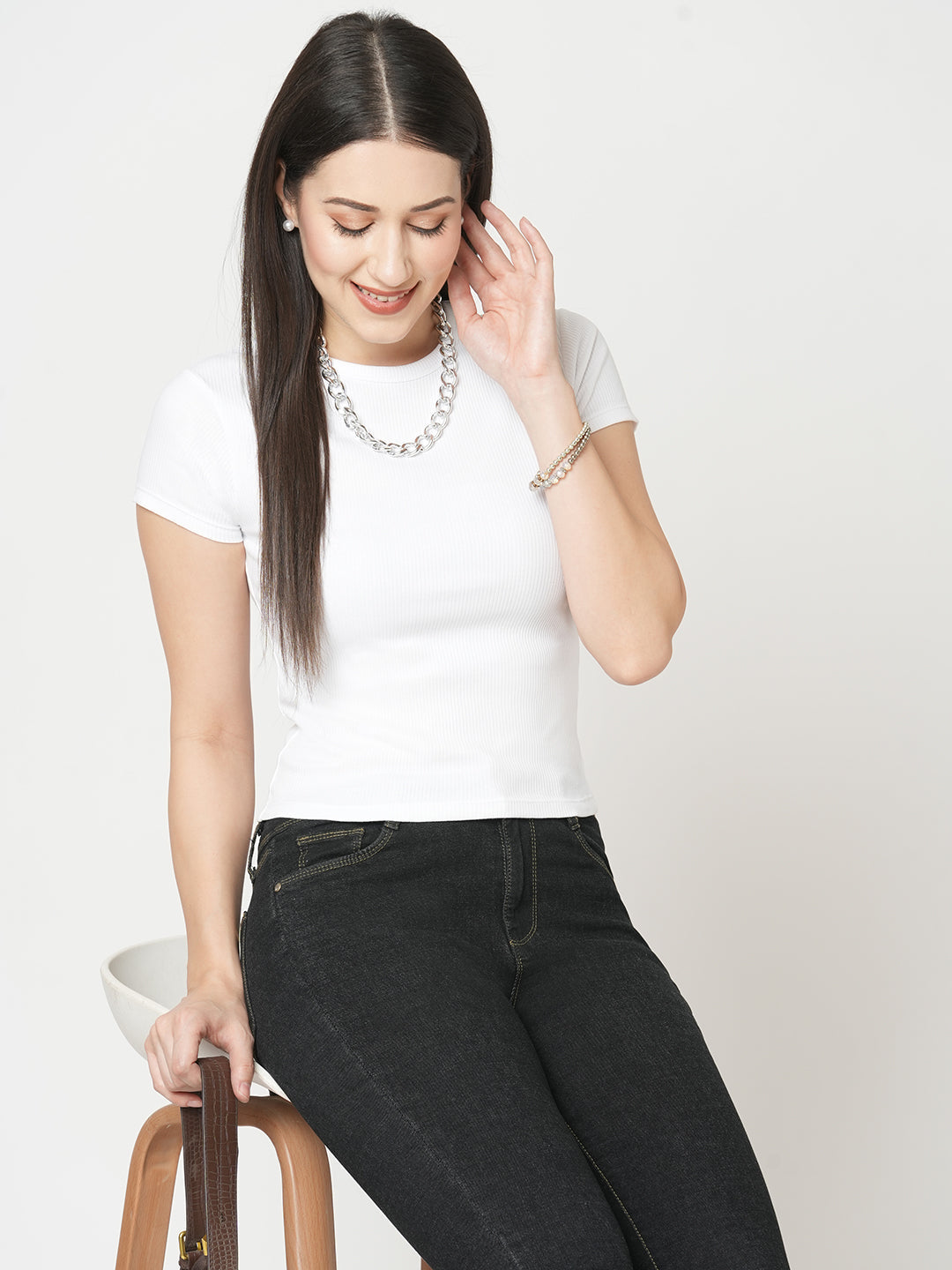 Women White Solid T-Shirt