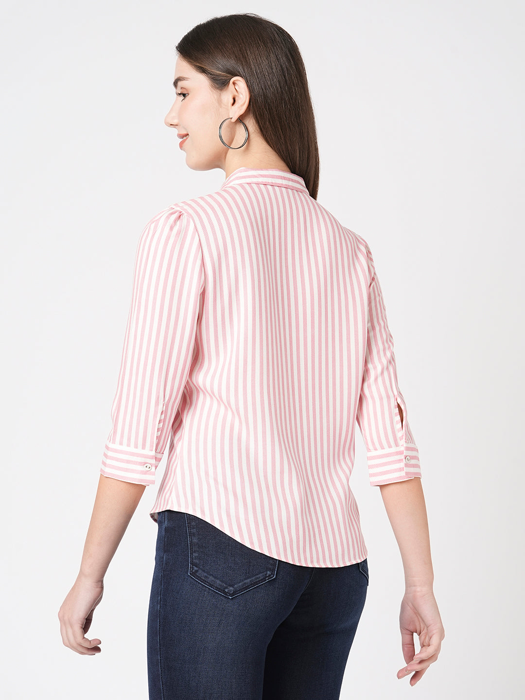 Striped Slim Fit Curved Spread Collar Casual Shirt