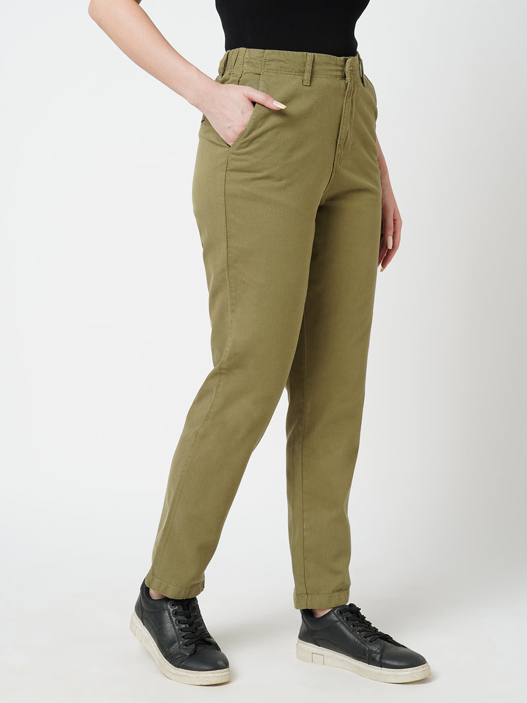 Women Olive Mid Rise Slim Fit Trouser