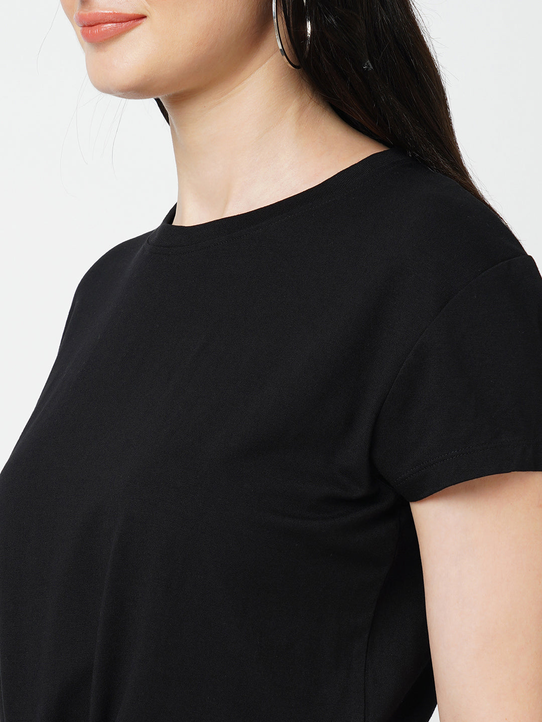 Women Black Solid Short Sleeves T-Shirt