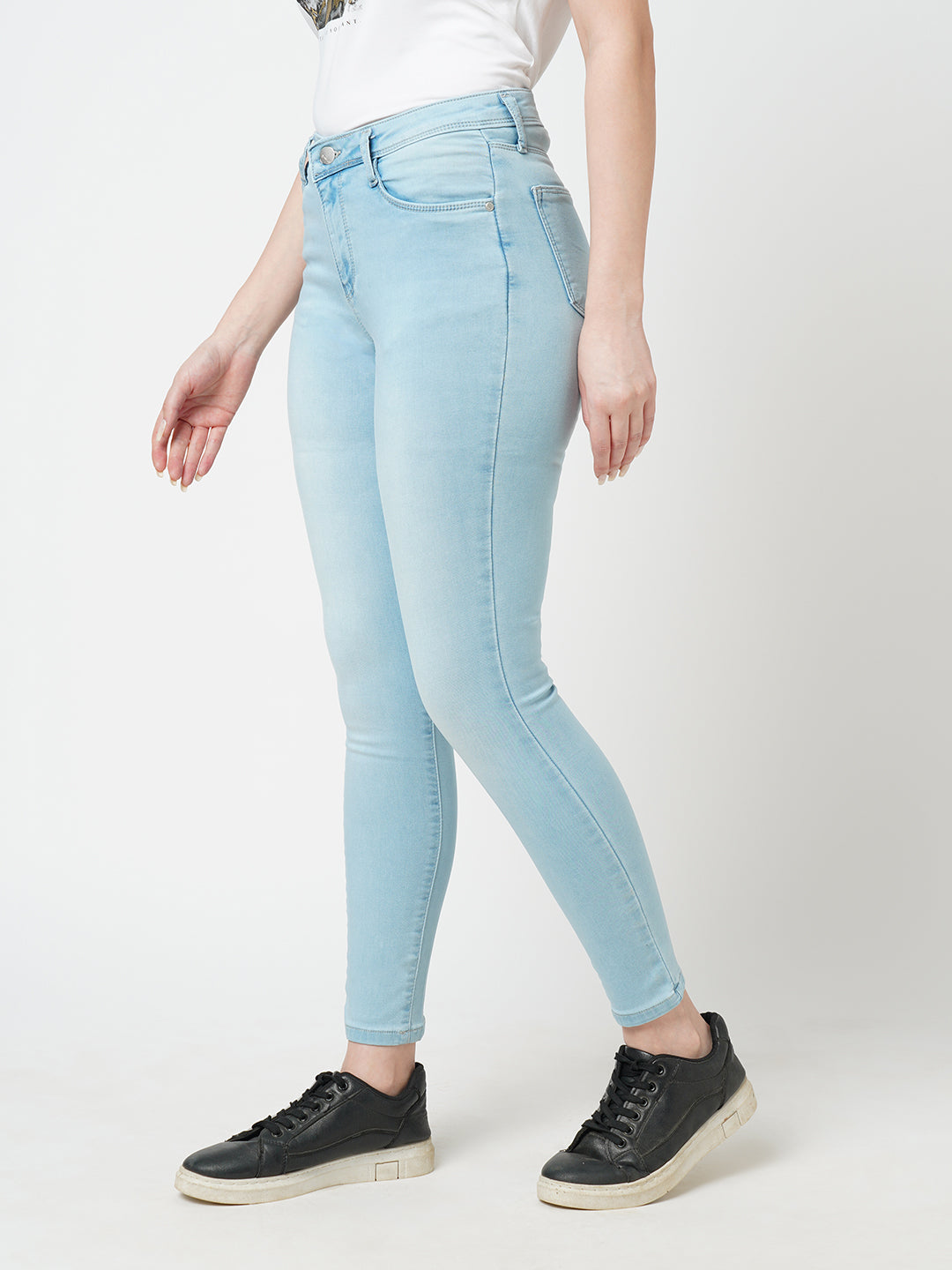 Women Light Blue Mid-Rise Skinny Jeans