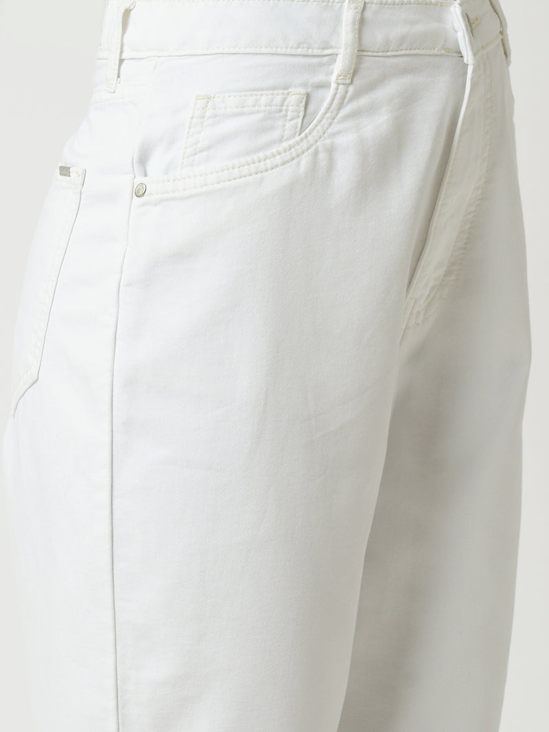 Women White High Rise Straight Fit Jeans