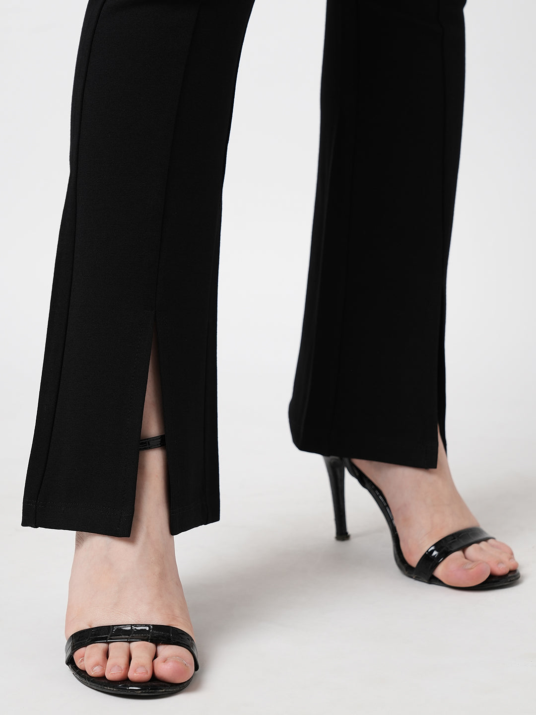 Women Black Mid-Rise Flare Treggings