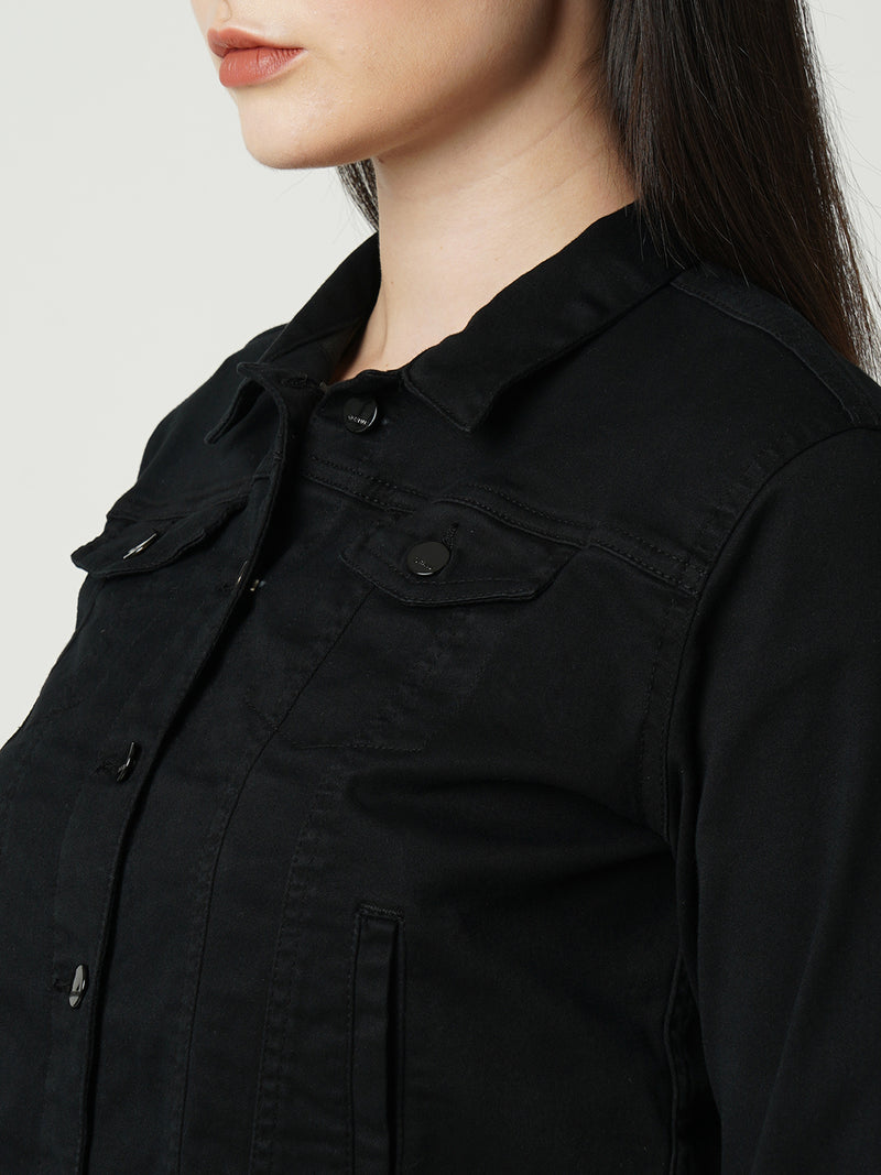Women Black Solid Full Length Jackets & Shrugs