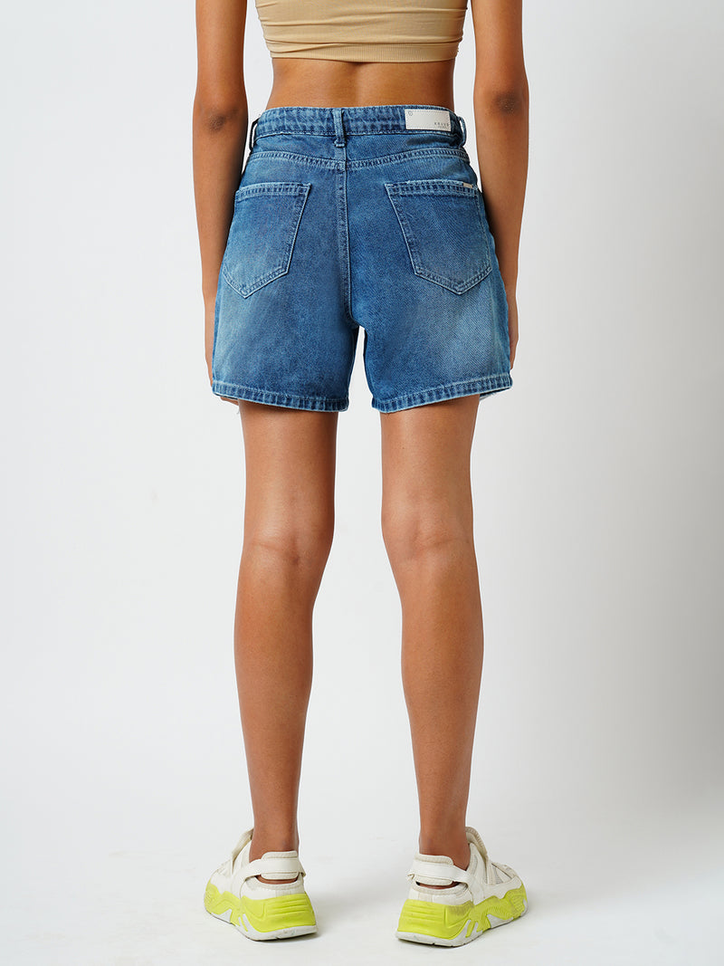 K4041 High Rise Slim Shorts