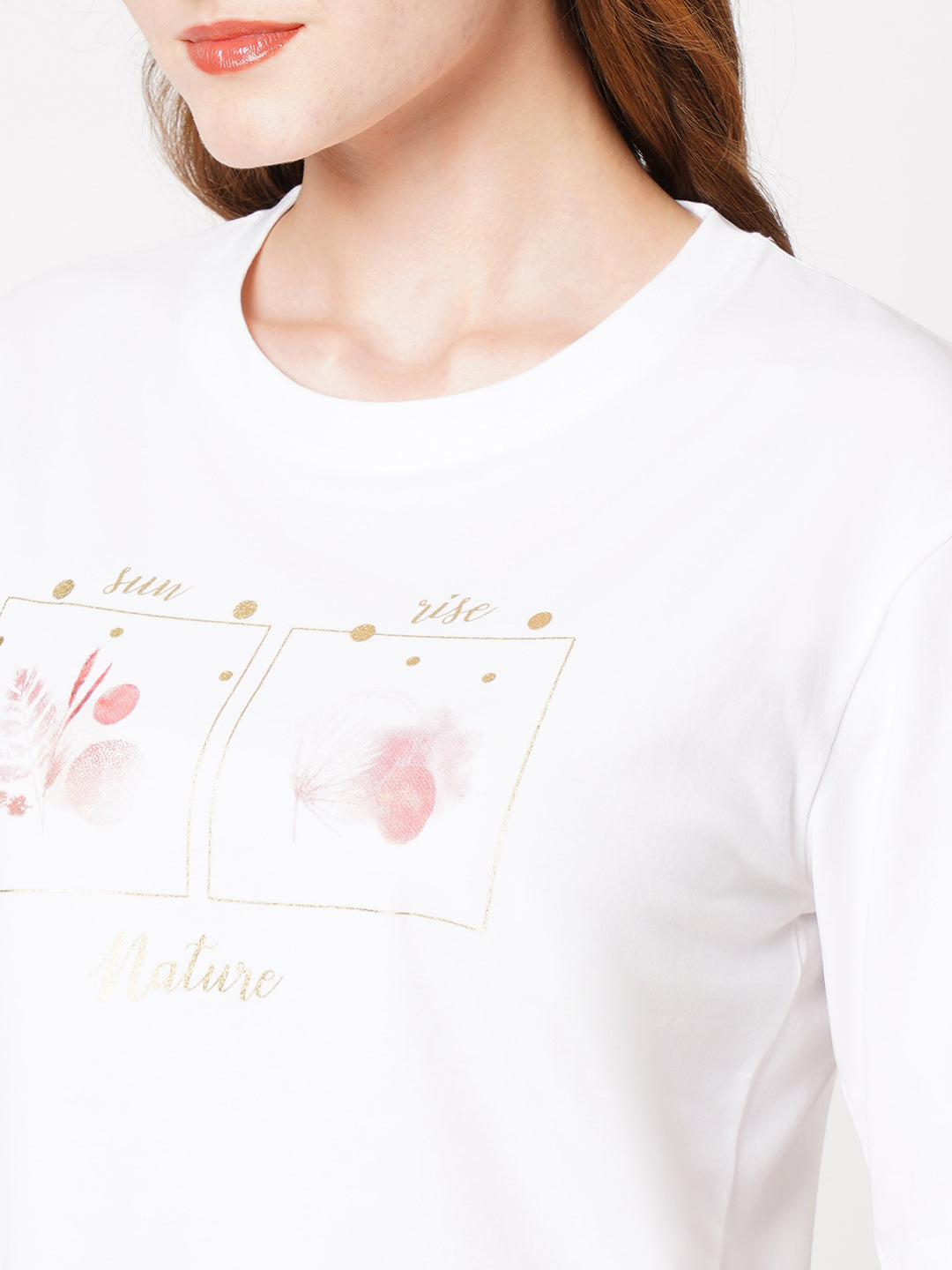 Women Crop Floral Chest Printed T-Shirt